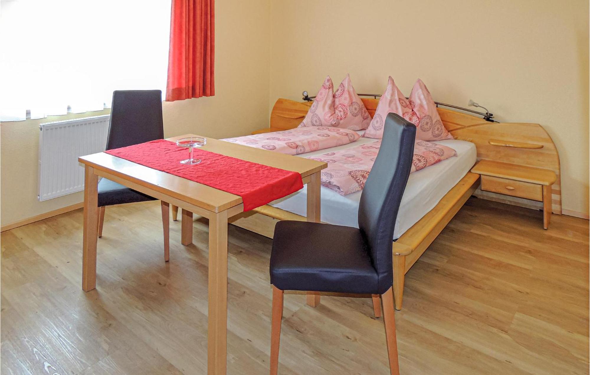 Groessere Ferienwohnung Itter Esterno foto
