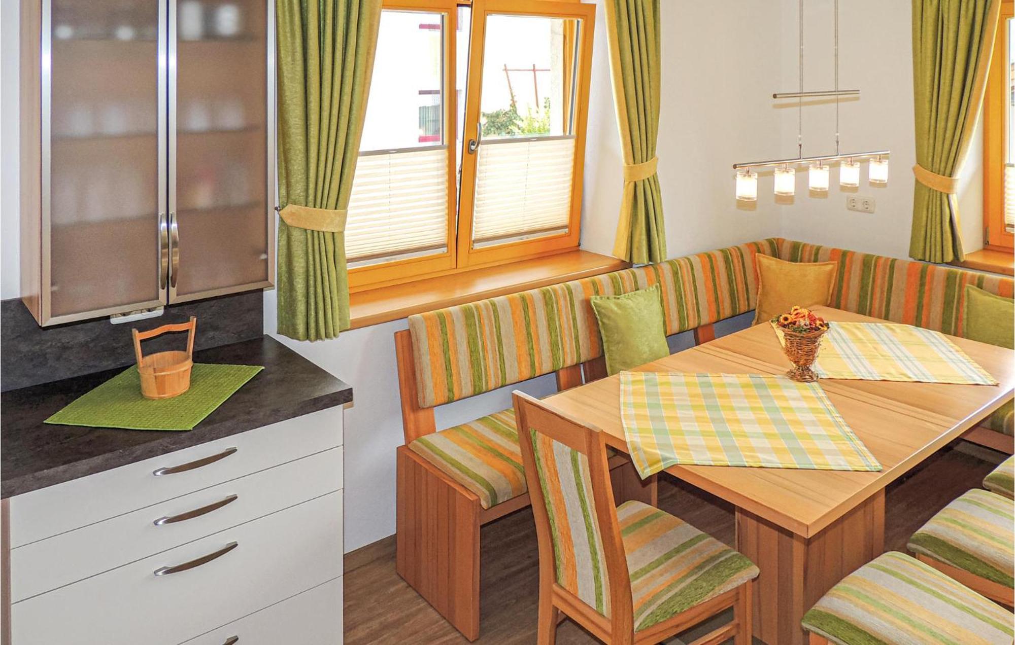 Groessere Ferienwohnung Itter Esterno foto
