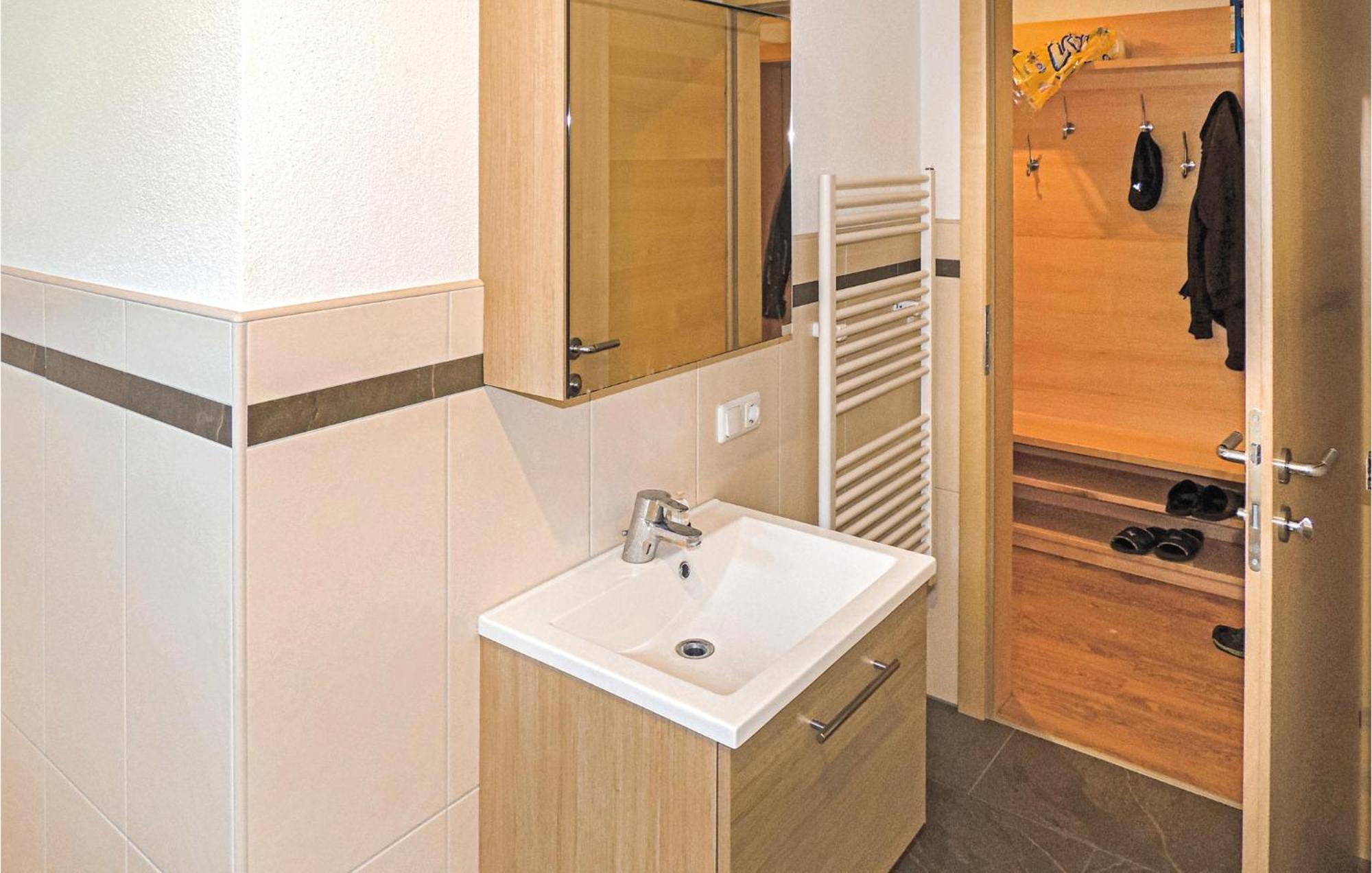 Groessere Ferienwohnung Itter Esterno foto