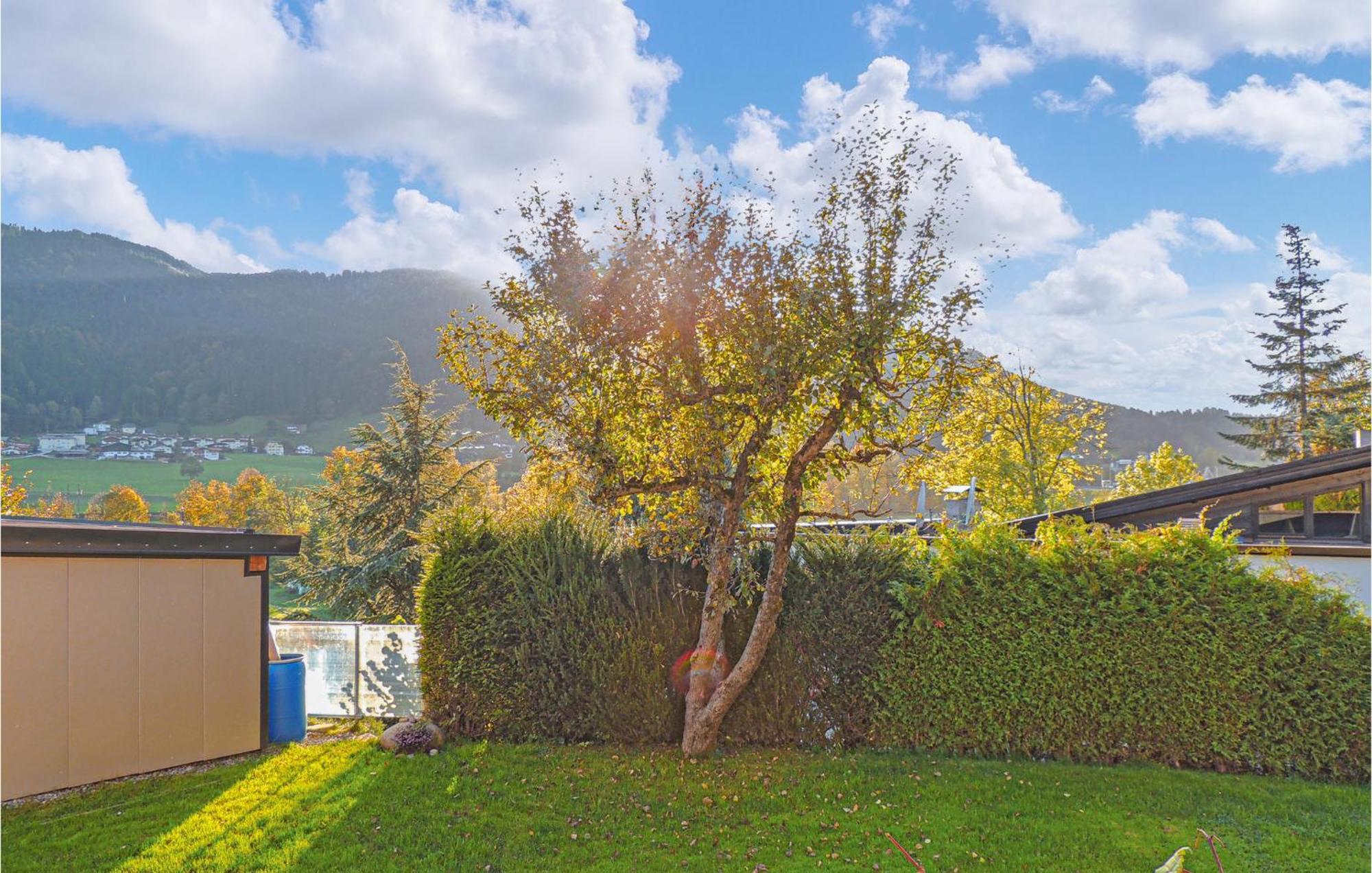 Groessere Ferienwohnung Itter Esterno foto